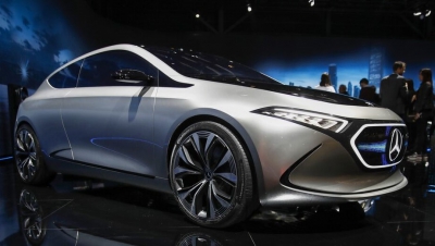 Bloomberg: Οι λόγοι του φιάσκου για το ηλεκτρικό μοντέλο της Mercedes