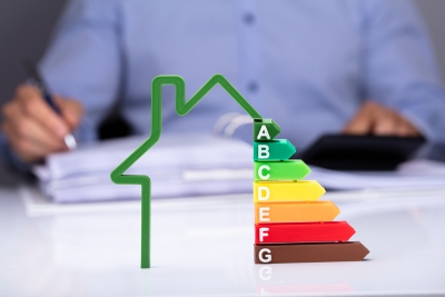 ΥΠΕΝ: Τροποποίηση του προγράμματος «Βελτίωση της ενεργειακής απόδοσης των επιχειρήσεων του τριτογενούς τομέα»