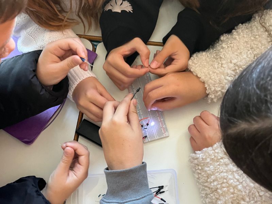 Μαθαίνουμε για την Αιολική ενέργεια μέσα από εργαστήρια STEM