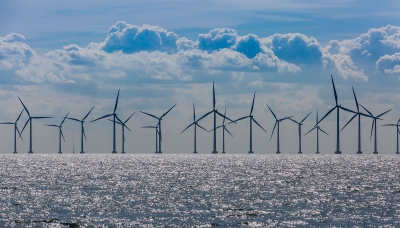 Η ιταλική υπεράκτια αιολική ενέργεια ατονεί, θέτοντας σε κίνδυνο τους κλιματικούς στόχους (Reuters)