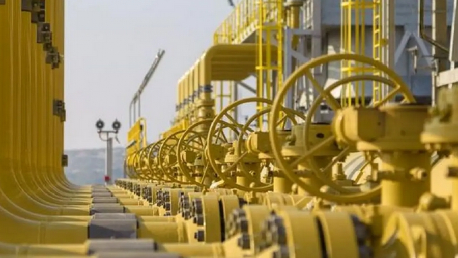 Εξοικονόμηση 4 δις. στον προϋπολογισμό από την πτώση της τιμής του φυσικού αερίου