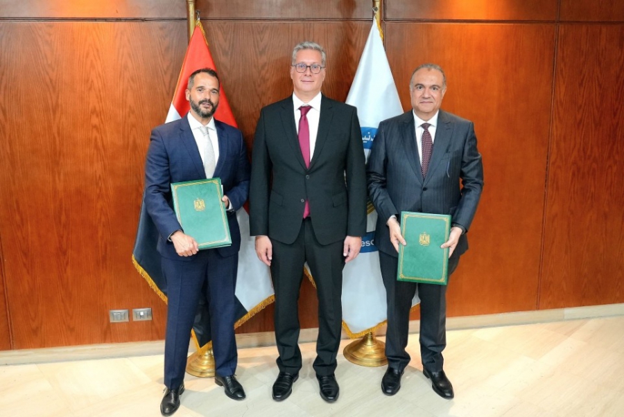 Η ExxonMobil αυξάνει τις έρευνες φυσικού αερίου στις μεσογειακές ακτές της Αιγύπτου