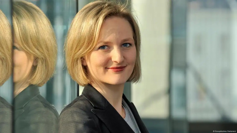 Γερμανία: Οι Πράσινοι δίνουν το…πράσινο φως στο πακέτο 500 δισ. για την άμυνα