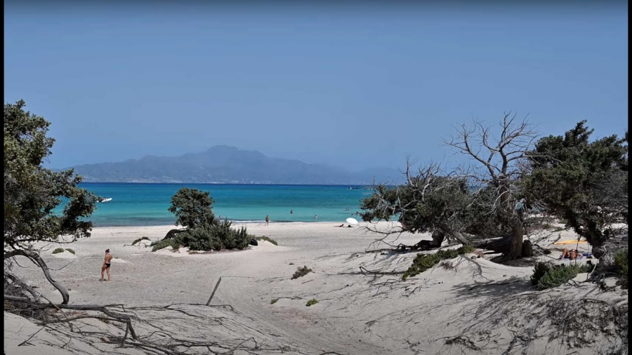 ΥΠΕΝ: Σε αυστηρό καθεστώς προστασίας η νήσος Χρυσή με Κοινή Υπουργική Απόφαση