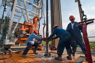 ΗΠΑ: Αυξήθηκαν οι πλατφόρμες εξόρυξης πετρελαίου και φυσικού αερίου