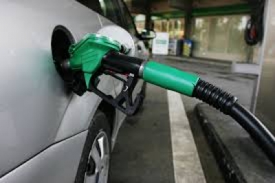 Υπουργείο Οικονομίας: Διευκρινίσεις για τις τιμές υγρών καυσίμων