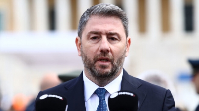 Κοντά στην πρόταση δυσπιστίας το ΠΑΣΟΚ - Αιχμή του δόρατος οι υποκλοπές