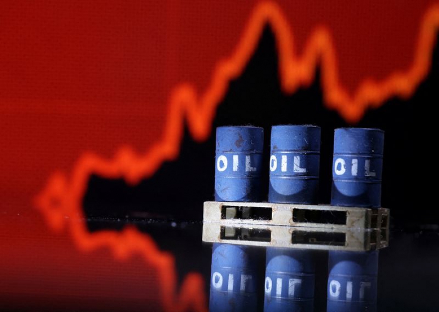 Citi: «Συννεφιασμένο» το κλίμα στην αγορά πετρελαίου λόγω ενδείξεων υπερπροσφοράς
