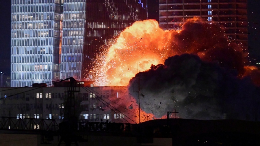 Ανατροπή- Οι ΗΠΑ χτύπησαν τα πυρηνικά του Ιράν- Τα Β-2 διέλυσαν το Fordow- Οι προειδοποιήσεις του Ιράν