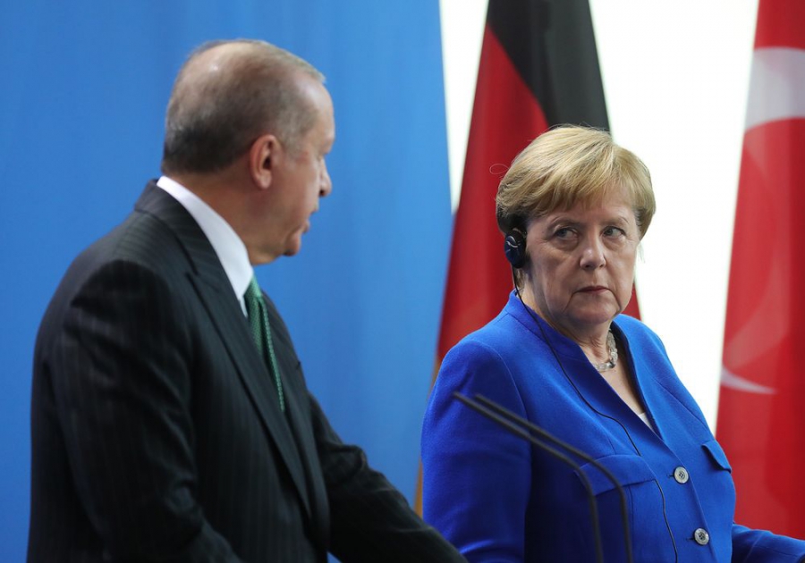 Κρίσιμη τηλεδιάσκεψη Erdogan - Merkel - Ξεκλειδώνουν οι διερευνητικές επαφές Ελλάδας - Τουρκίας