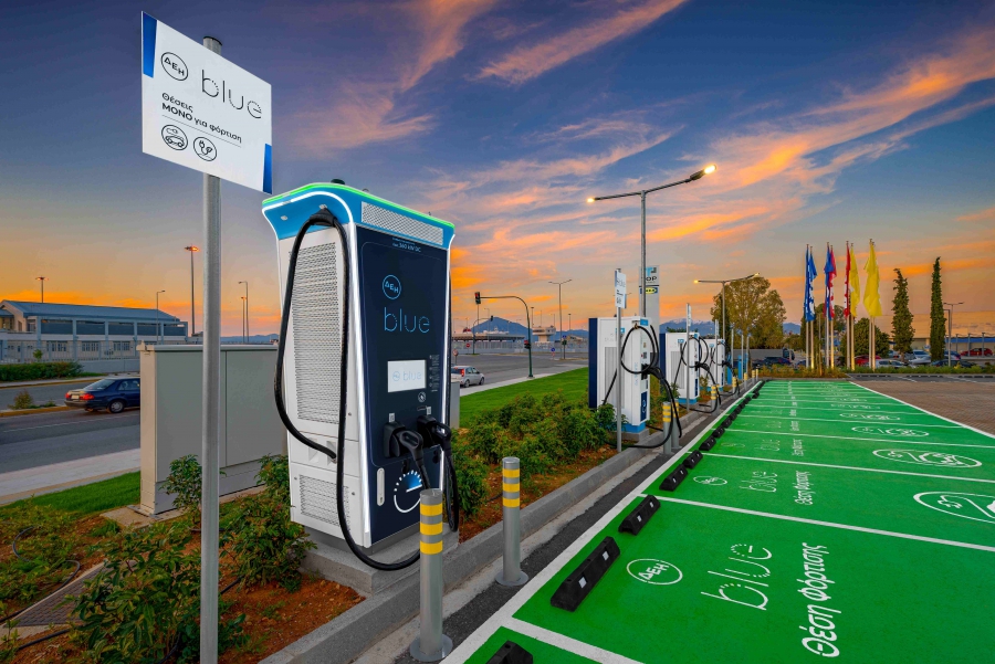 ΔΕΗ blue: Στην Πάτρα το πιο ισχυρό Hub φόρτισης της Ελλάδας με συνολική ισχύ 1,2 MW
