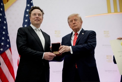 Trump: «Ο Musk αποκατέστησε την πρόσβαση της Ουκρανίας στο Starlink» - Δεν διευκρίνισε αν μίλησαν