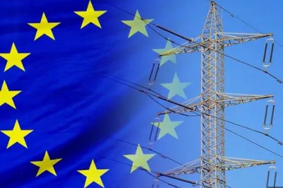 Κομισιόν: Επτά δράσεις για τη μείωση των τιμών ενέργειας -Τι προβλέπει για βιομηχανίες και καταναλωτές