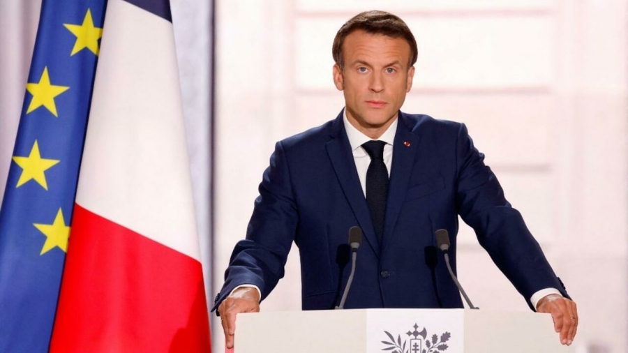 Γαλλία: Επαφές Macron με την αντιπολίτευση σε αναζήτηση κυβερνητικής συνεργασίας