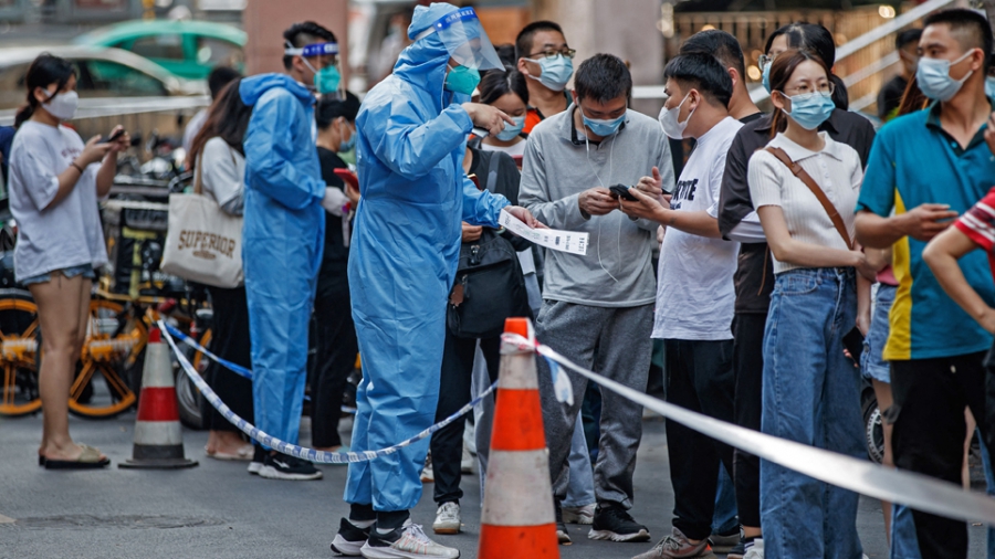 Συναγερμός για το νέο κύμα COVID στην Κίνα - Ανησυχία στην ΕΕ