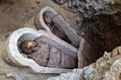 Βρέθηκε πάπυρος με την κομμάτια από την Ιλιάδα στην αγκαλιά ρωμαϊκής μούμιας (phys.org)