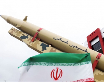 Οι επιθέσεις του Ισραήλ δεν έπληξαν ούτε το πυρηνικό πρόγραμμα, ούτε τις φιλοδοξίες του Ιράν (The Guardian)