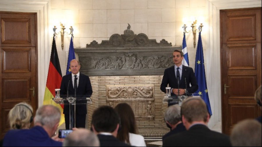 Scholz: Εύσημα στην Ελλάδα για την πρόσβαση σε LNG - Ανοιχτός στα μέτρα ελέγχου των τιμών του αερίου