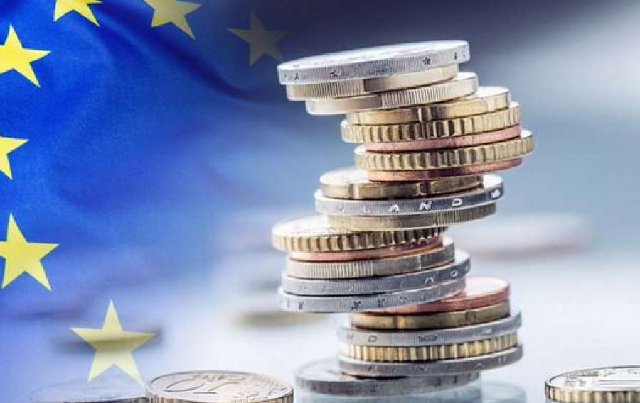 Σε αναθεώρηση του Κανονισμού για τις κρατικές ενισχύσεις προχωρεί η Κομισιόν - Τι προβλέπει για ΑΠΕ και ενεργειακή απόδοση