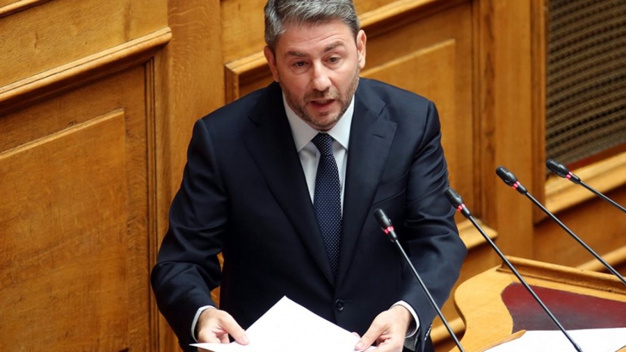 Ανδρουλάκης στη Βουλή: Ψηφίστε την πρότασή μας για Προανακριτική και θα πούμε «ναι» για την Εξεταστική