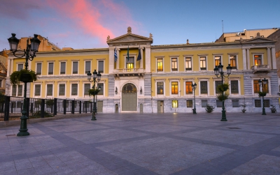 Εθνική: Σχεδόν αλώβητο από τις προκλήσεις του 2025 το ελληνικό επιχειρείν - Οι προβλέψεις για το 2026