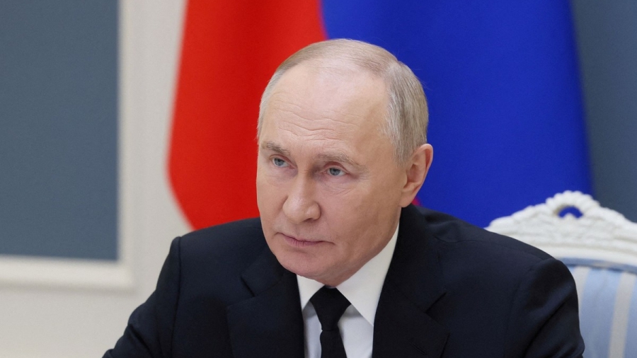 Putin για drone στη Ρουμανία: «Ποιος είπε ότι είναι ρωσικό; Δεν υπάρχουν αποδείξεις»