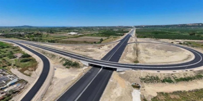 AVAX: Παρέδωσε τα τελευταία 10 χιλιόμετρα του άξονα «Πάτρα - Πύργος»