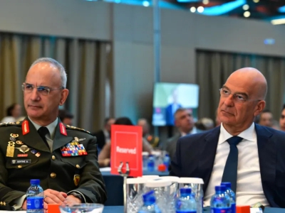 Δένδιας: Αποδοτικότερες δαπάνες για άμυνα και εκσυγχρονισμό των Ενόπλων Δυνάμεων