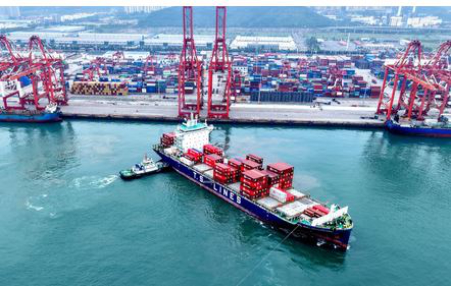 Μείωση 33% στις αποστολές της Κίνας προς τις ΗΠΑ τον Αύγουστο - Σε χαμηλό εξαμήνου η αύξηση των εξαγωγών