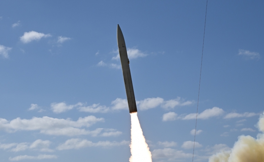 IDF: Το Ιράν εκτόξευσε πυραύλους σε πολιτικούς στόχους - Στο κάδρο και η Χεζμπολάχ