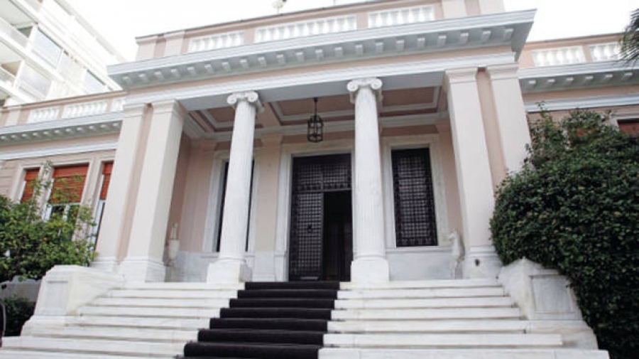 Σύσκεψη στο Μέγαρο Μαξίμου για τη ρύπανση στον Σαρωνικό