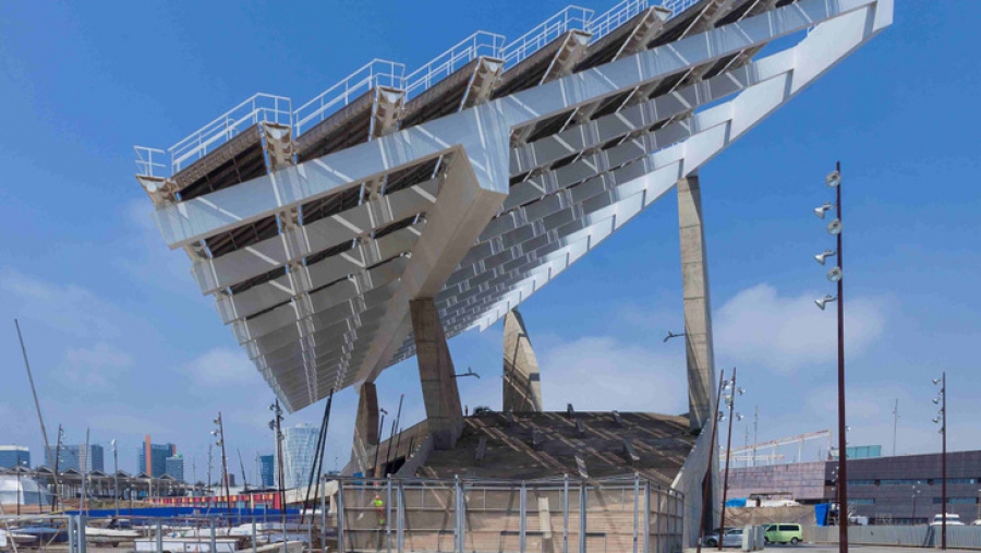 Σχέδια για φωτοβολταϊκά στέγης 1,35 MW σε εγκατάσταση αστικών αποβλήτων στην Βαρκελώνη