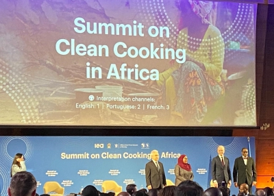 IEA: 2,2 δισ. δολ. θα δοθούν για την καθαρή μαγειρική στην Αφρική