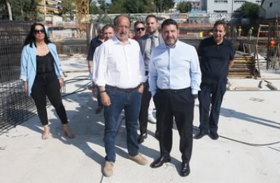 Κουτελάκης σε Χαρδαλιά: «Οι Δήμοι της Περιφέρειας Αττικής είναι τυχεροί που είσαι Περιφερειάρχης»