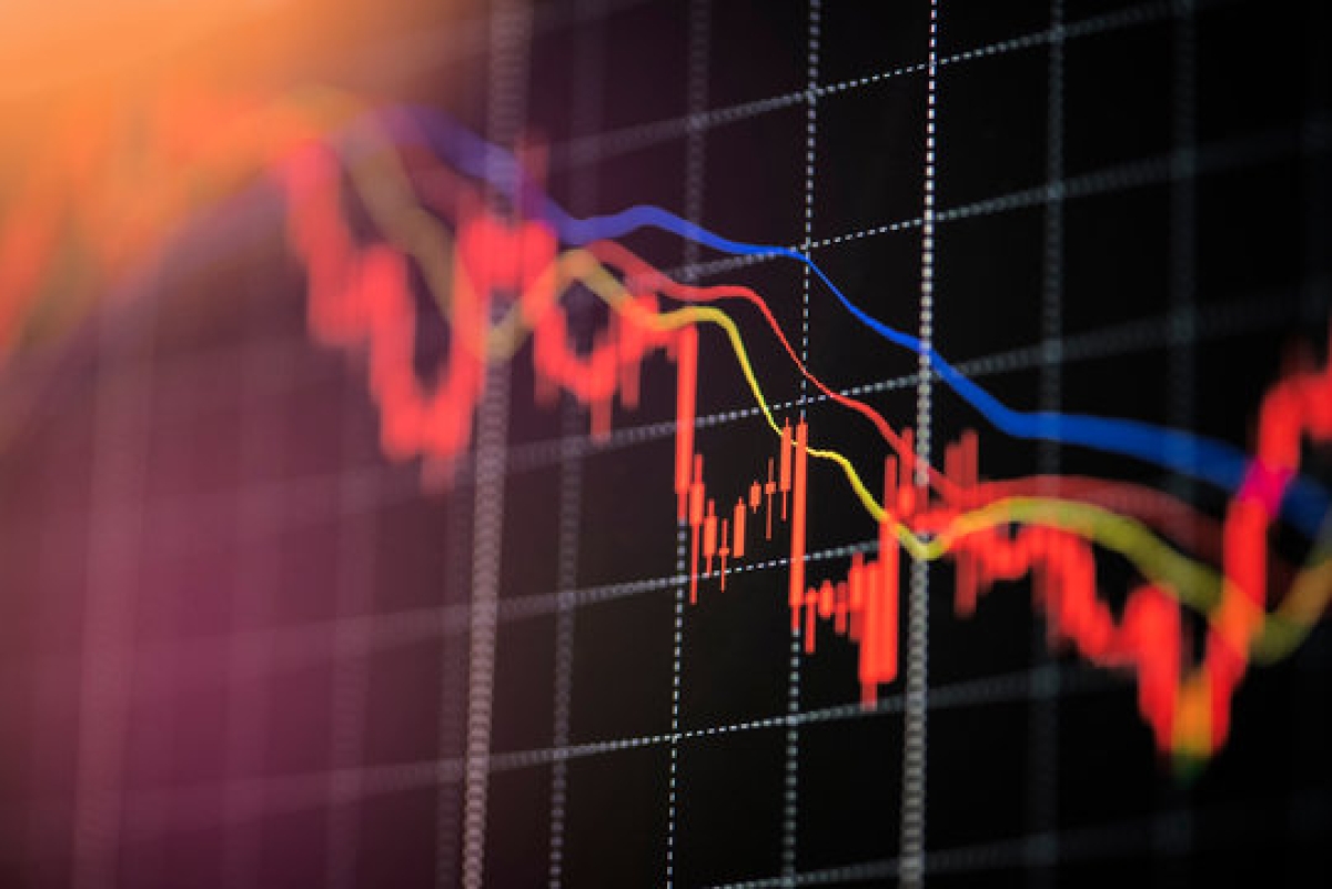 ΧΑ: -0,44% στις 2602 μονάδες - METLEN 48,7e (-0,37%), MOH 69,2e (+0,36%), ΑΔΜΗΕ 4,45e (-1,55%)