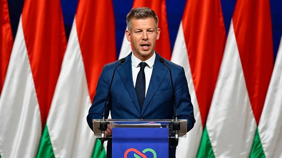 Péter Magyar: Χαράζει πορεία «μεγάλου συμβιβασμού» για την επαναφορά των σχέσεων Ουγγαρίας - Βρυξελλών (Politico)