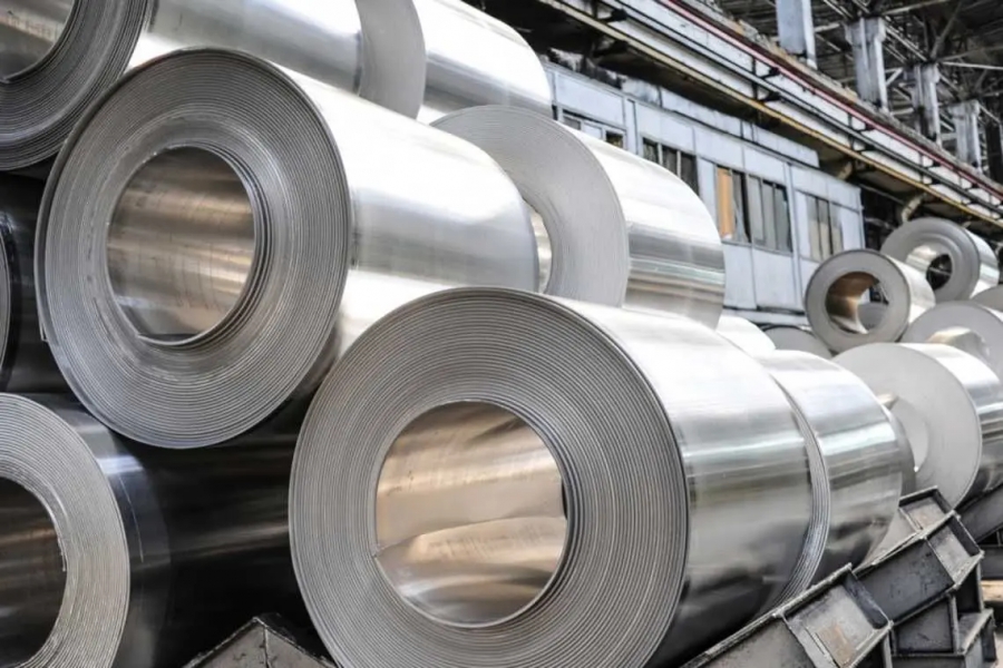 Στα πάνω του το Αλουμίνιο – Η Κίνα εκτοξεύει τις θαλάσσιες εισαγωγές Βωξίτη