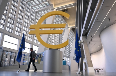 ΕΚΤ: Ετοιμάζει νέα αύξηση των επιτοκίων- Αναμένεται αύξηση του πληθωρισμού λόγω Μ. Ανατολής