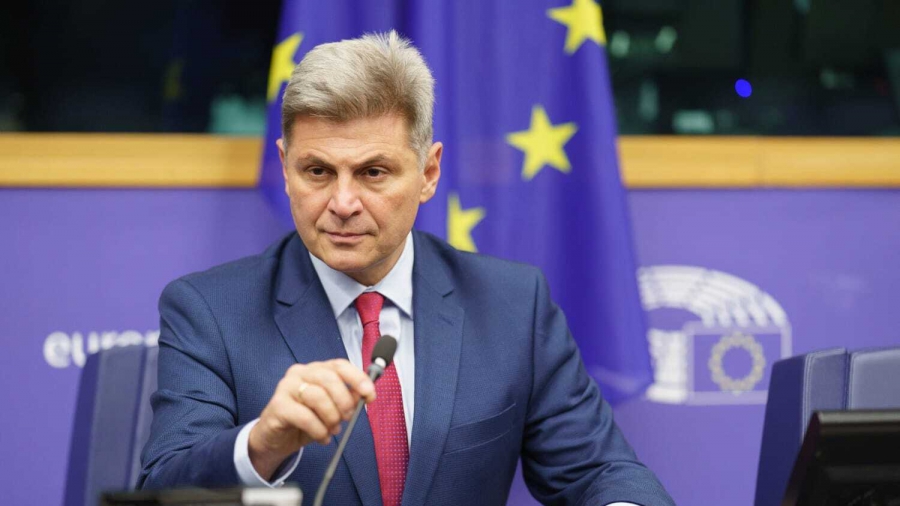 Νικόλας Φαραντούρης: «Το νερό είναι δικαίωμα ζωής» - Ζητά από την ΕΕ ιστορική κατοχύρωση