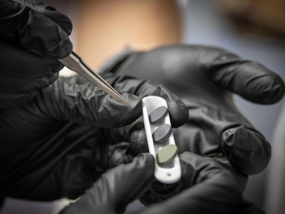 Επιστήμονες δημιουργούν 7 αξιοσημείωτα νέα κεραμικά υλικά απλώς αφαιρώντας οξυγόνο (scitechdaily.com)