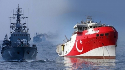 Η Τουρκία προκαλεί με νέα NΑVTEX στο Αιγαίο... 30 πολεμικά πλοία και το Oruc Reis