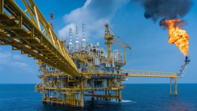 Στα 113,5 δολ το brent - Μικρή αισιοδοξία στις αγορές για Ορμούζ
