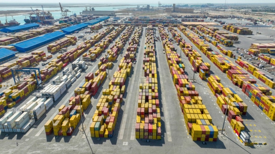 Αντίποινα ύψους 100 δισ. ευρώ ετοιμάζει η ΕΕ αν αποτύχουν οι συνομιλίες με τις ΗΠΑ (Bloomberg)