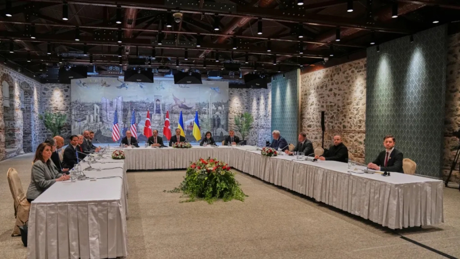 Ρωσία: Σε αναμονή οριστικοποίησης συνάντησης με Ουκρανία για τον γ' γύρο συζητήσεων