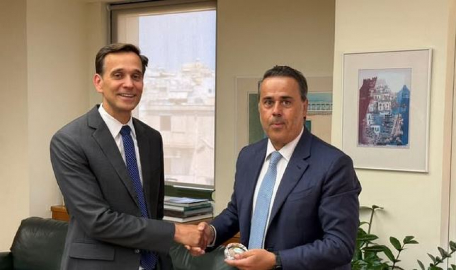 Συνάντηση Παπασταύρου - Huck για την ηλεκτρική διασύνδεση στην Αν. Μεσόγειο