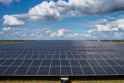 Mytilineos: Eξαγορά – γίγας ηλιακού χαρτοφυλακίου 1,4 GW στον Καναδά