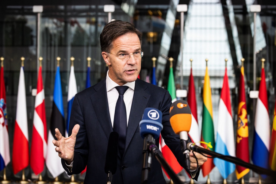 Rutte: Μεγαλύτερος ο ρόλος της Ευρώπης πλέον στο τιμόνι του ΝΑΤΟ