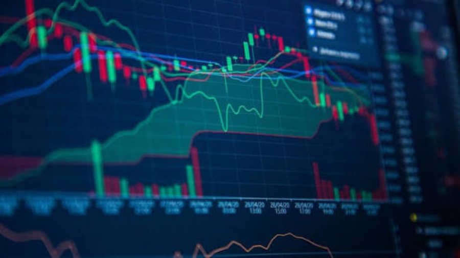 Mε ΑΔΜΗΕ +5% και ΔΕΗ +3% στο +0,5% το ΧΑ  2665 μονάδες