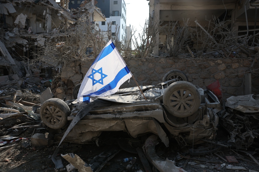 Η Ρωσία θέλει να αναλάβει ρόλο διαμεσολαβητή, ενώ μαίνονται οι συγκρούσεις