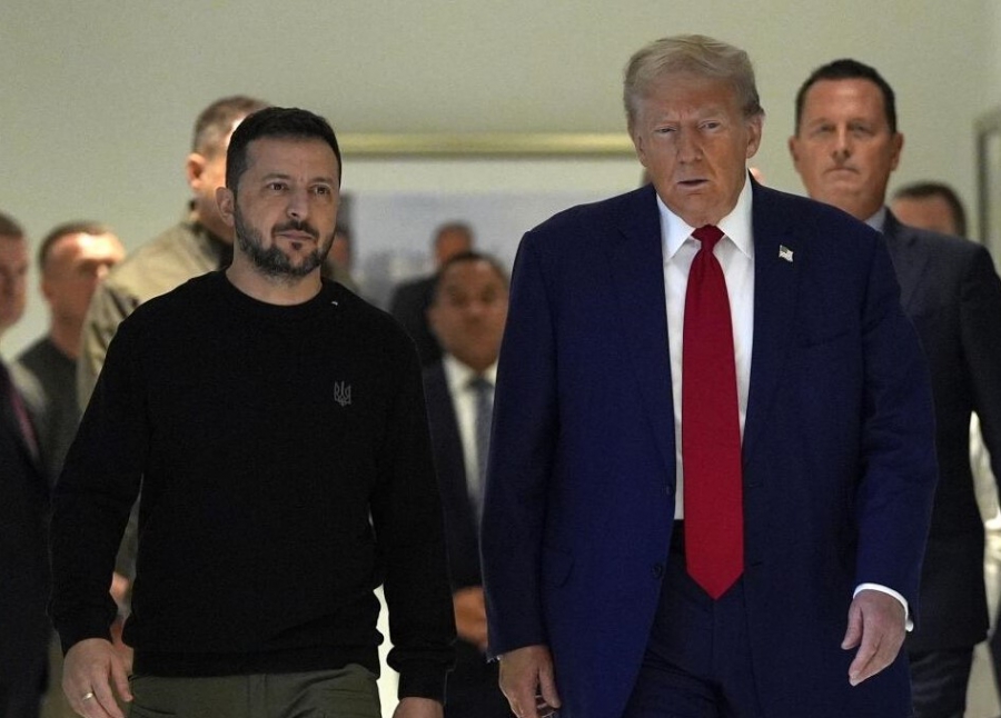 Trump: Zelensky η Ρωσία είναι μεγαλύτερη και ισχυρότερη, κάνε ειρήνη